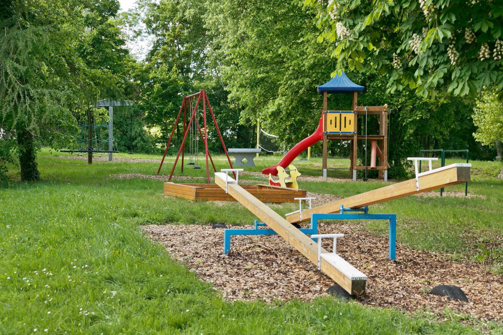 Knaus Campingpark Frickenhausen Frickenhausen am Main Exteriér fotografie